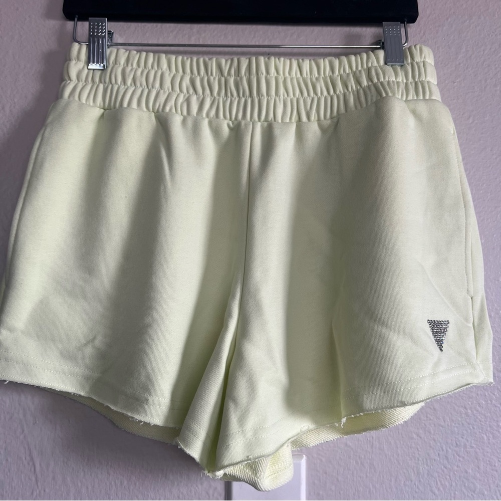 Guess shorts size medium